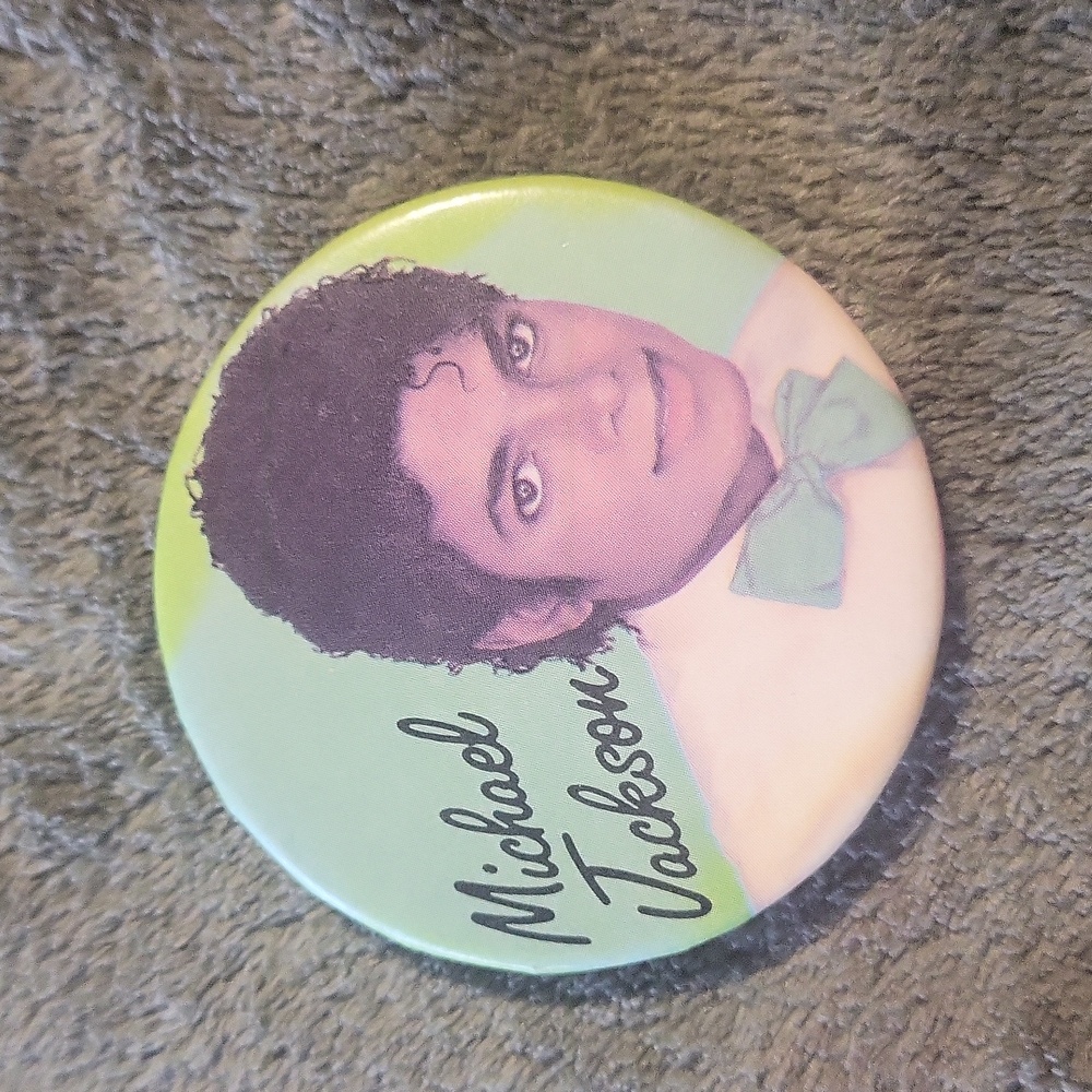 4 Vintage Michael Jackson Button Pin